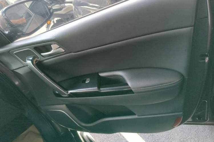 Used Kia KX5 2016 1.6T Automatic Two-Wheel Drive DLX