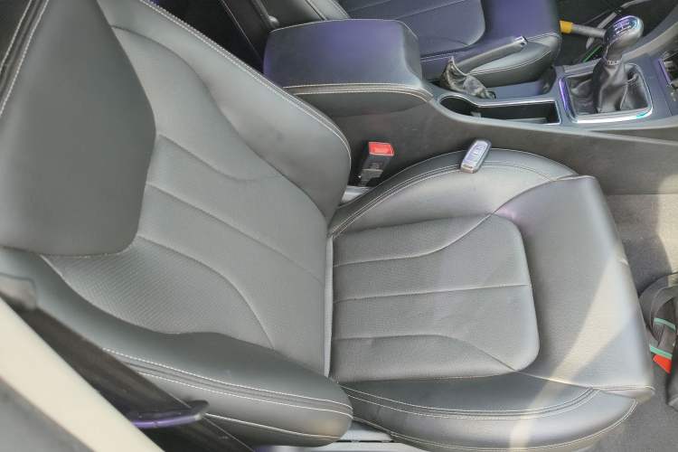 Used Geely Auto Emgrand 2016 Sedan 1.5L Manual Upward Edition