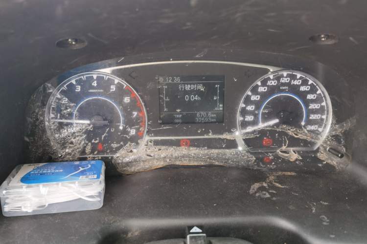 Used JMC Transit 2021 2.8T Space King Taurus Long Wheelbase Mid-Height Roof with Rear Dual Tires 3-Seater Diesel China VI Emission Standard JX493 Instrument Cluster