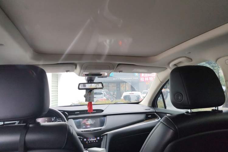 Used Cadillac XT5 2018 25T Luxury Model