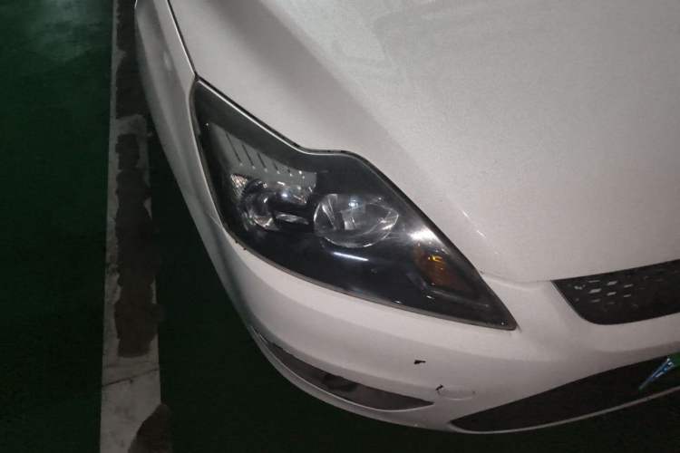 Used Ford Focus 2013 Hatchback Classic 1.8L Manual Base Model