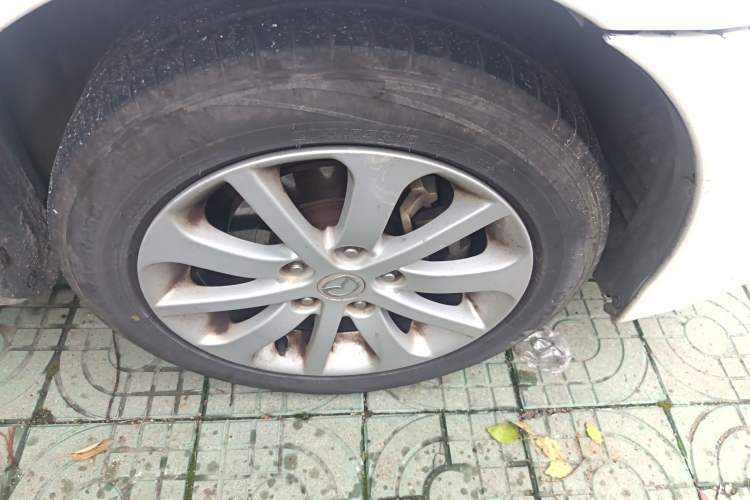 Used Mazda 6 2013 2.0L Automatic Fashion Edition Right Front Wheel Hub