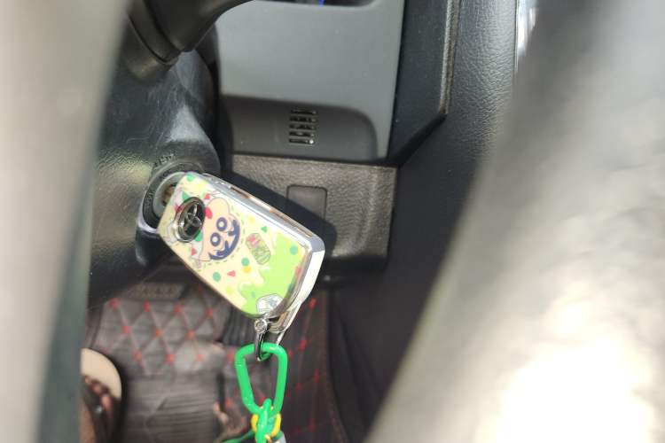 Used Toyota Reiz 2013 2.5S Elite Edition Vehicle Key