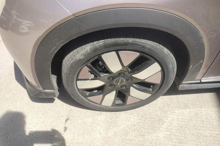 Used BYD Dolphin 2021 401km Knight Edition Left Front Wheel Hub