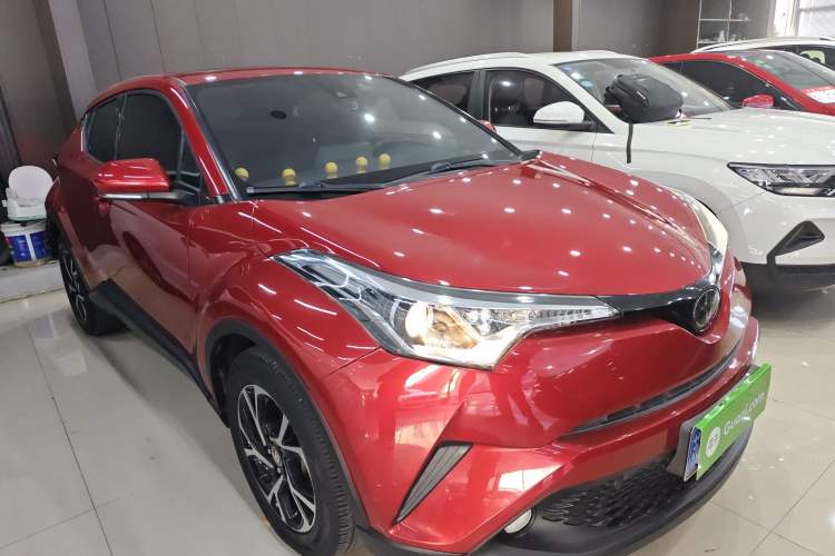 Used Toyota C-HR 2018 2.0L Leading with Sunroof China VI Standard
