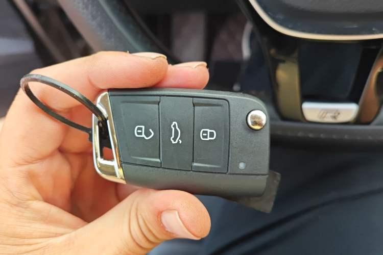 Used Volkswagen T-ROC 2018 280TSI DSG Two-Wheel-Drive Comfort Version China V Standard