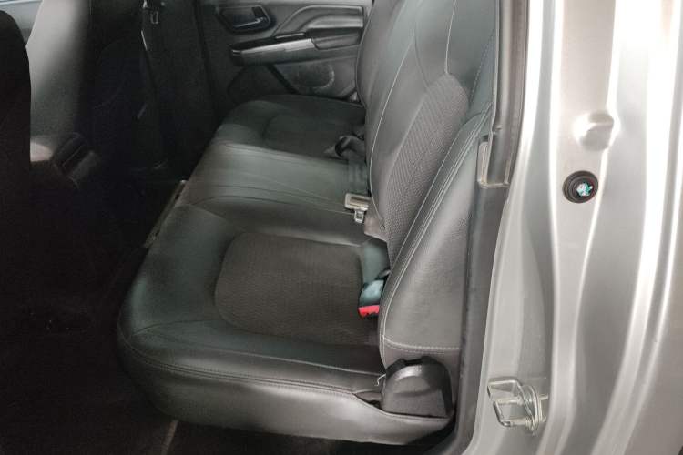 Used Great Wall Wingle 5 2021 1.5T Two-Wheel Drive "Dry Meal" Edition Value Model with a 1680mm Cargo Bed Equipped with GW4G15K Engine
