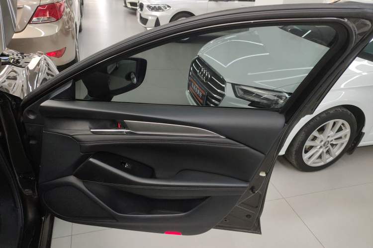 Used Mazda Atenza 2020 2.5L Skyline Sport Edition
