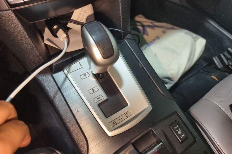 Used Subaru Outback 2014 2.5i Yashang Deluxe Edition
