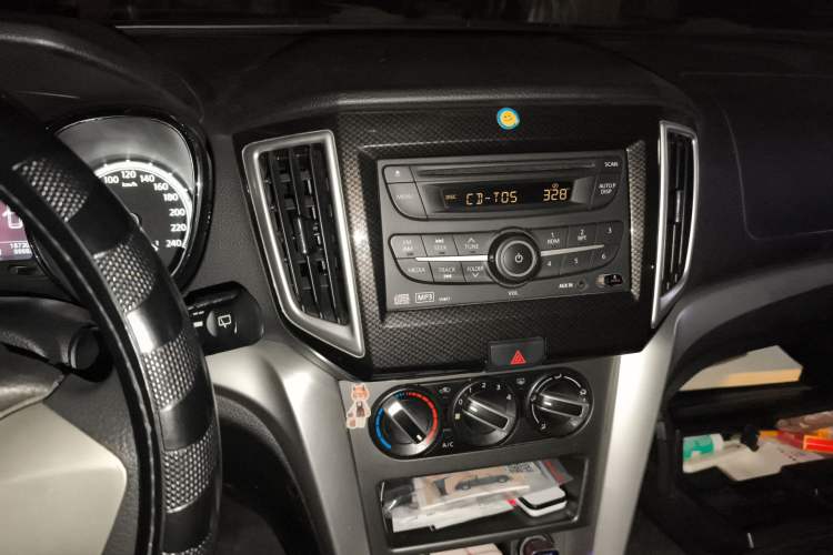 Used Venucia T70 2015 2.0L Manual RuiQu Version
