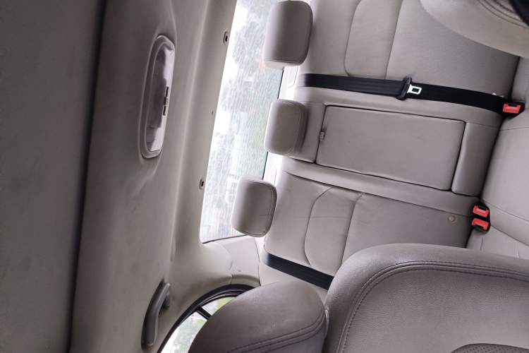 Used Geely Auto Emgrand 2014 Sedan 1.5L Manual Elite Model Headliner