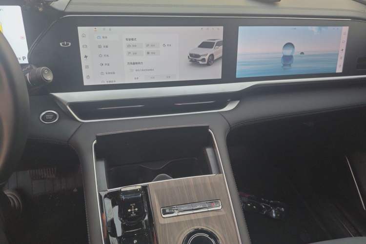 Used Geely Auto Monjaro L 2025 Dongfang Yao 2.0TD Automatic Lanxing Edition