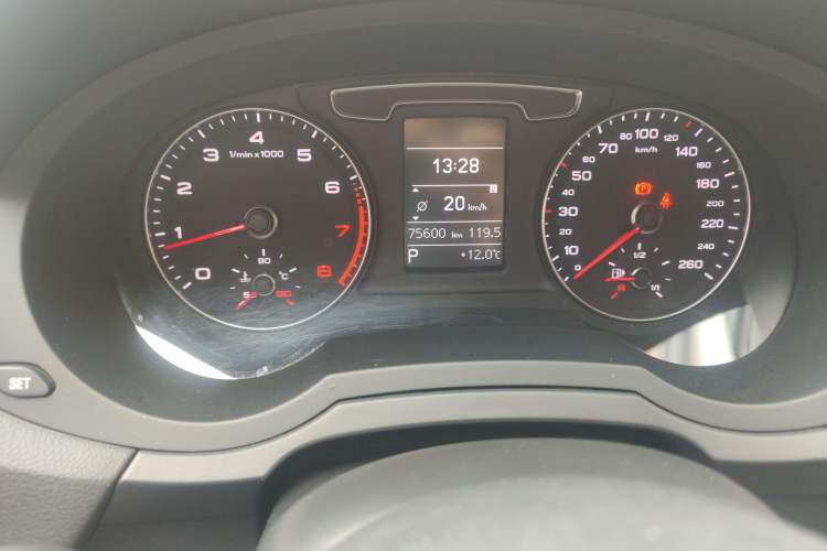 Used Audi Q3 2016 30 TFSI Fashion Model
