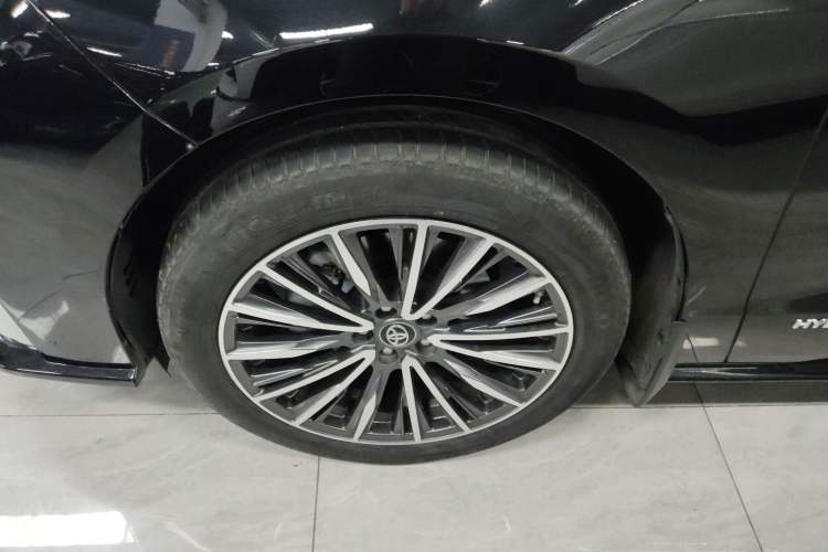 Used Toyota Sienna 2021 2.5L Hybrid Luxury Edition