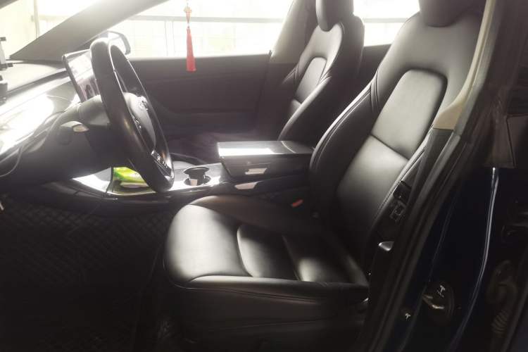 Used Tesla Model 3 2019 Long-Range Rear-Wheel-Drive Version