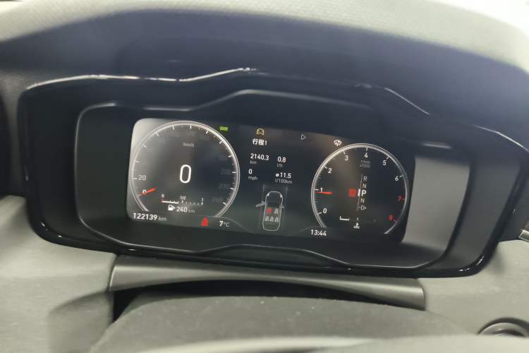 Used Lynk & Co 02 2019 1.5T DCT Two-Wheel Drive Pro Edition China VI Standard
