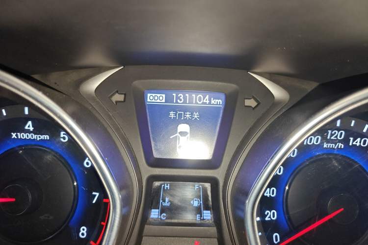 Used Hyundai Elantra (5th Generation / Langdong) 2015 1.6L Manual Leading Model
