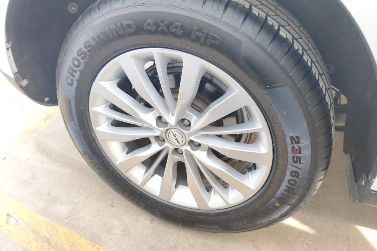 Used Zotye SR9 2017 2.0T Automatic Ultimate Edition Right Rear Wheel Hub