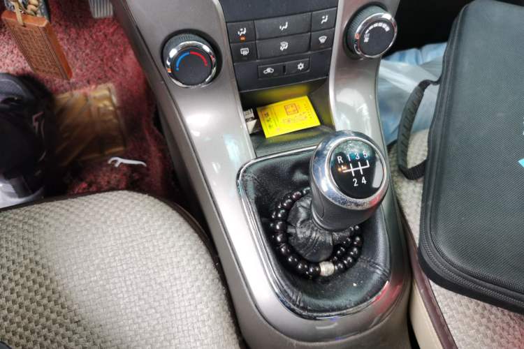 Used Chevrolet Cruze 2015 1.5L Classic SE MT