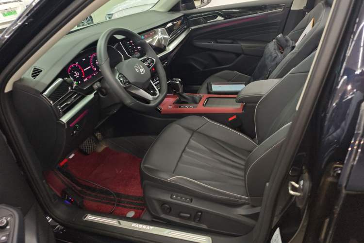 Used Volkswagen Passat 2024 380TSI Starry Luxury Edition
