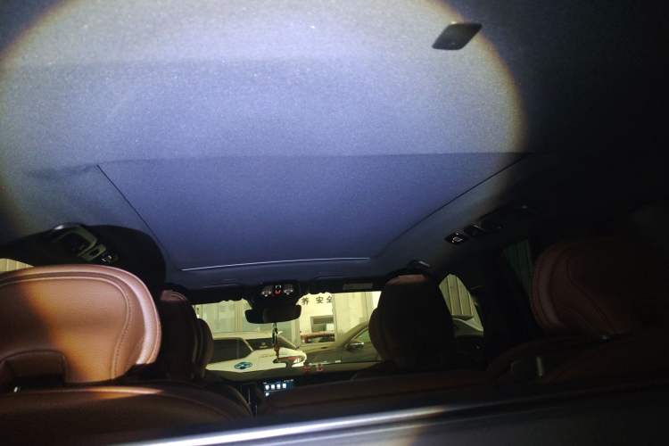 Used Volvo XC60 2024 B5 4x4 Smart Luxury Edition Headliner