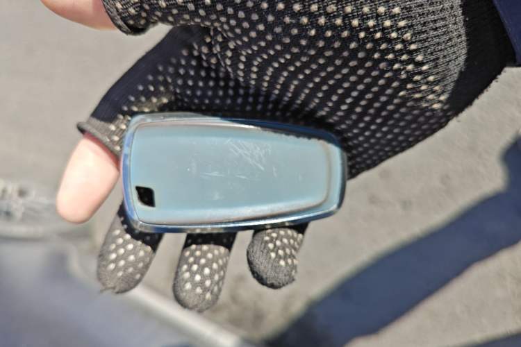 Used Ford Escape 2020 EcoBoost 245 Two-Wheel-Drive Titanium Edition Vehicle Key