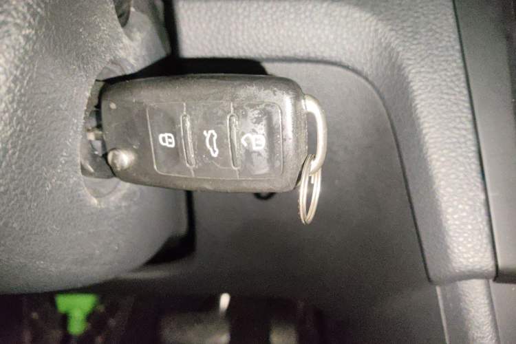 Used Skoda Rapid Spaceback 2018 1.6L Automatic Comfort Edition Vehicle Key