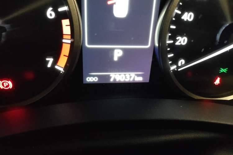 Used Lexus NX 2020 200 Front-Wheel Drive Vmotion Edition China VI Standard Odometer Close Up