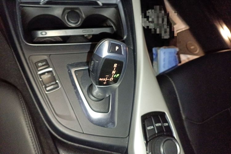 Used BMW 1 Series 2018 118i Leading Model Gear Lever