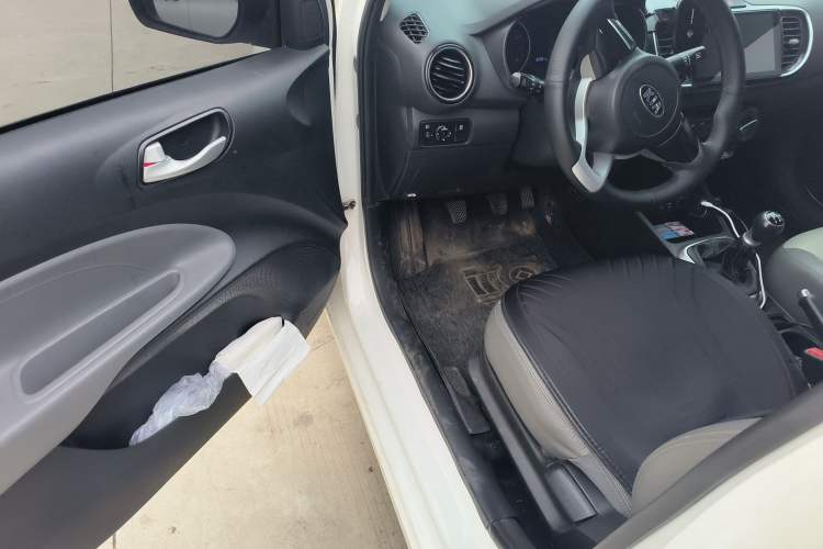 Used Kia Pegas 2019 1.4L Manual Value Edition (Compliant with National Emission Standard V) Driver Seat