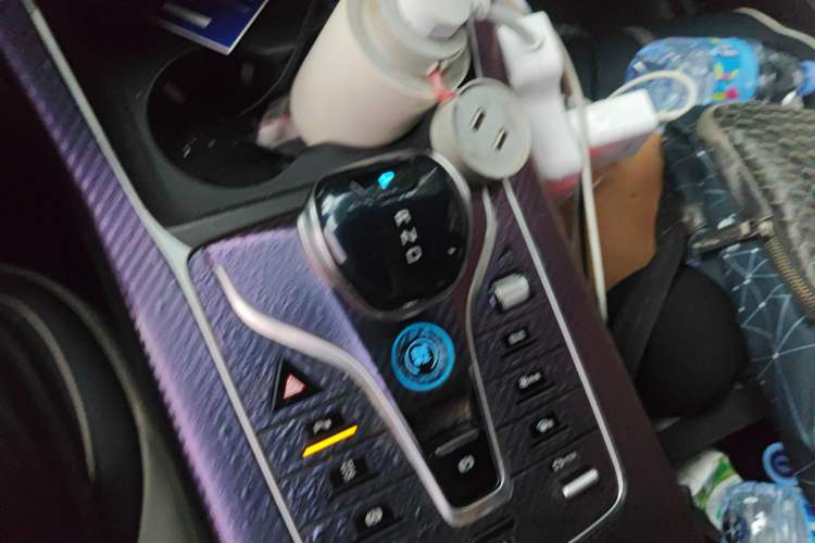 Used BYD Qin PLUS 2021 DM-i 55KM Flagship Model Gear Lever