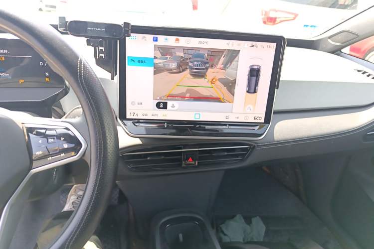 Used Volkswagen ID.3 2025 Smart Edition Outstanding Model Audio And AC Panel