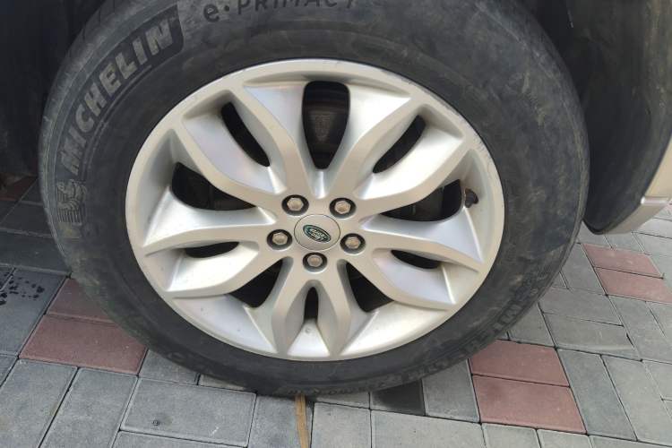 Used Land Rover Freelander 2 2011 3.2L i6 HSE Gasoline Edition