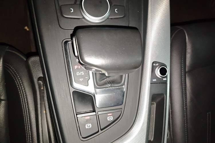 Used Audi A5 2017 Sportback 40 TFSI Fashion Model
