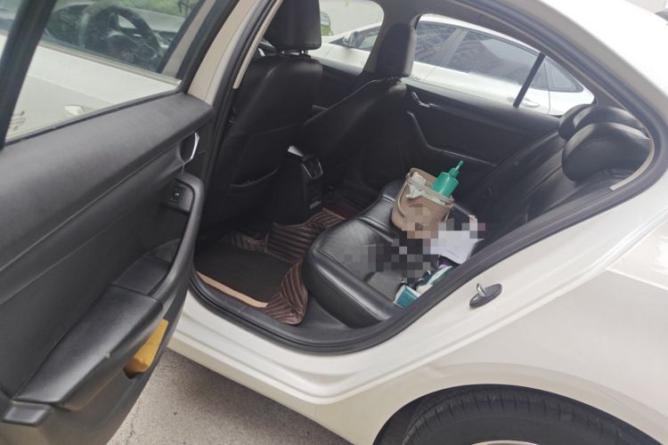 Used Skoda Octavia 2017 Classic Model 1.6L Manual Comfort Edition Left Rear Seat