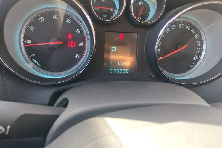 Used Buick GT 2014 XT 1.6L Automatic Fashion Edition
