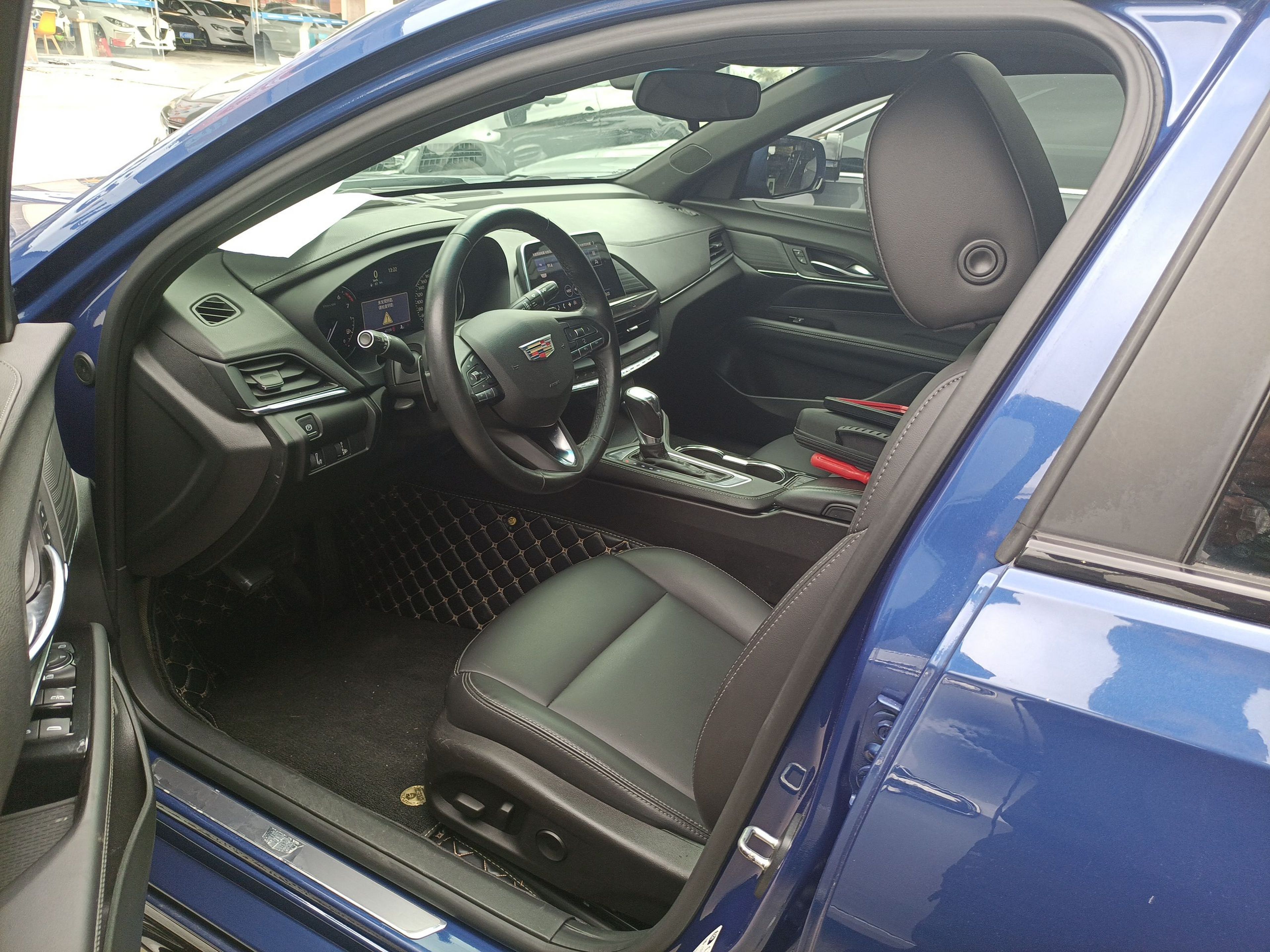 Interior delantero