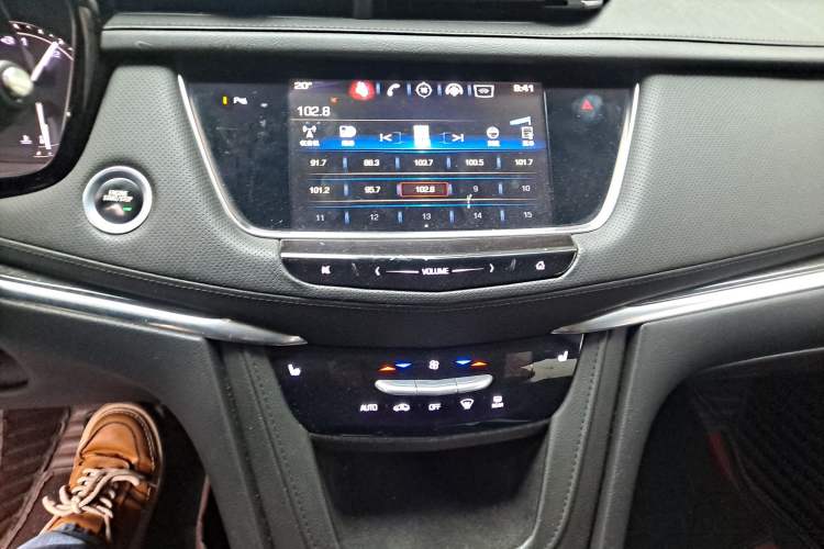 Used Cadillac XT5 2016 25T Luxury Model
