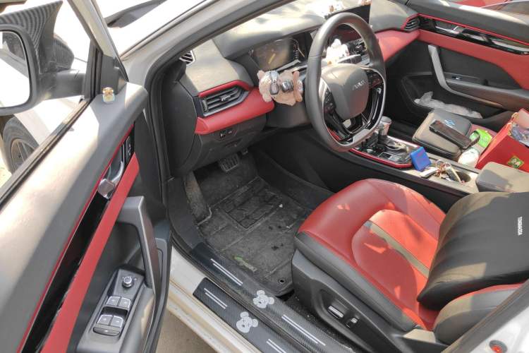 Used Dongfeng Aeolus Yixuan 2021 230T Automatic Hunter Edition
