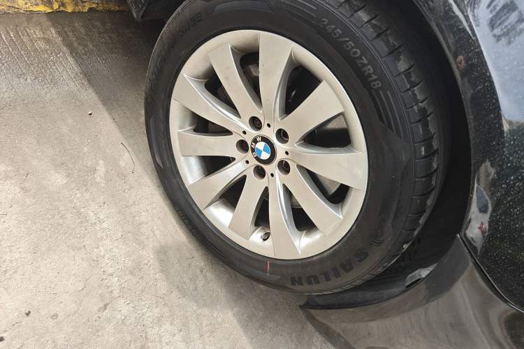 Used BMW 7 Series 2009 740Li Leading Model Right Front Wheel Hub