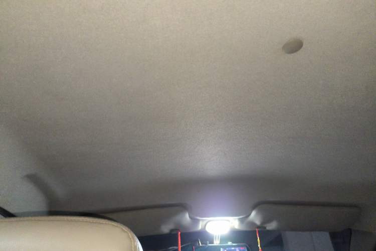 Used FAW Xiali N5 2011 1.3L Manual Standard Edition Headliner