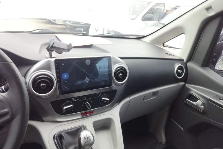 Used JAC Refine M3 2022 PLUS Standard Model 1.5T
