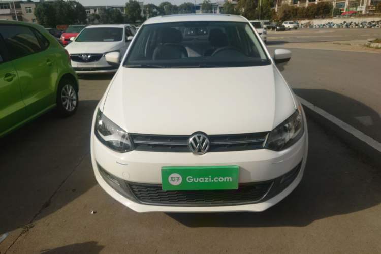 Used Volkswagen Polo 2013 1.6L Automatic Luxury Edition Front