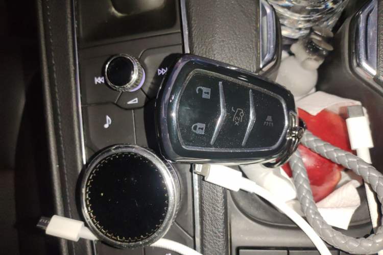 Used Cadillac XT4 2018 28T Two-Wheel Drive Tech Version
