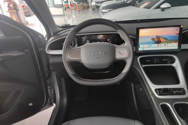 Used Geely Galaxy Geome 2026 Model 310km Youth Edition
