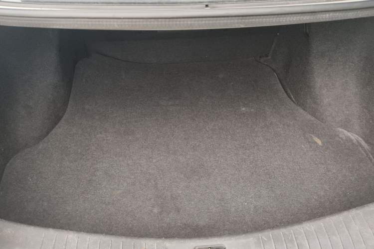 Used Nissan Sylphy 2016 Classic 1.6XE Automatic Leading Edition
