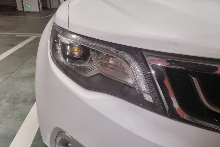 Used Geely Auto Emgrand X7 Sport 2016 1.8TD Automatic ZhiZun Version
