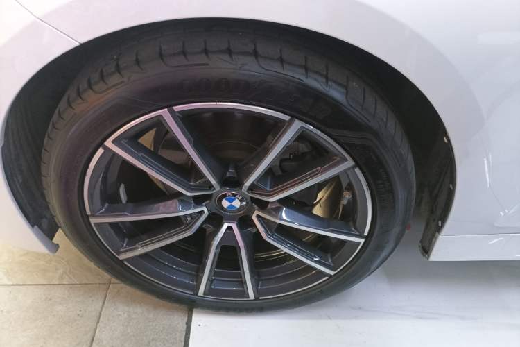 Used BMW 3 Series 2021 Restyled 325Li M Sport Package
