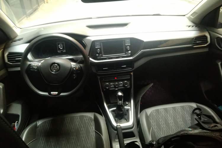 Used Volkswagen T-Cross 2019 1.5L Automatic Comfort Edition Center Console