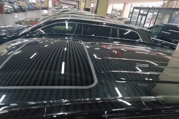 Used Toyota RAV4 2022 Dual-Engine 2.5L E-CVT Four-Wheel Drive Elite Plus Edition
